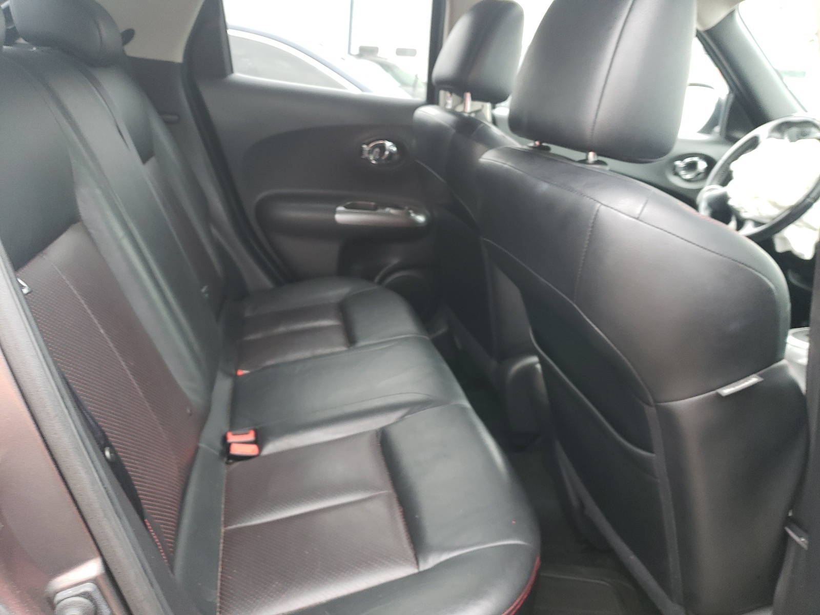 Zdjęcie 6 z aukcji – 2012 NISSAN JUKE S z VIN JN8AF5MR7CT102332