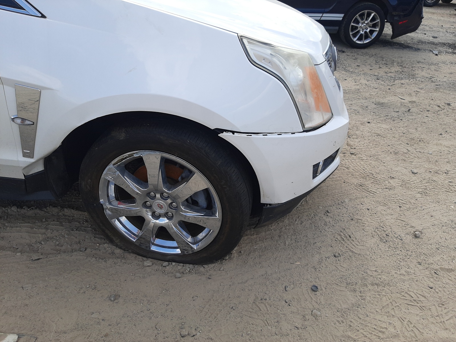 Photo 9 from auction – 2011 CADILLAC SRX PREMIU with VIN 3GYFNKE62BS505368