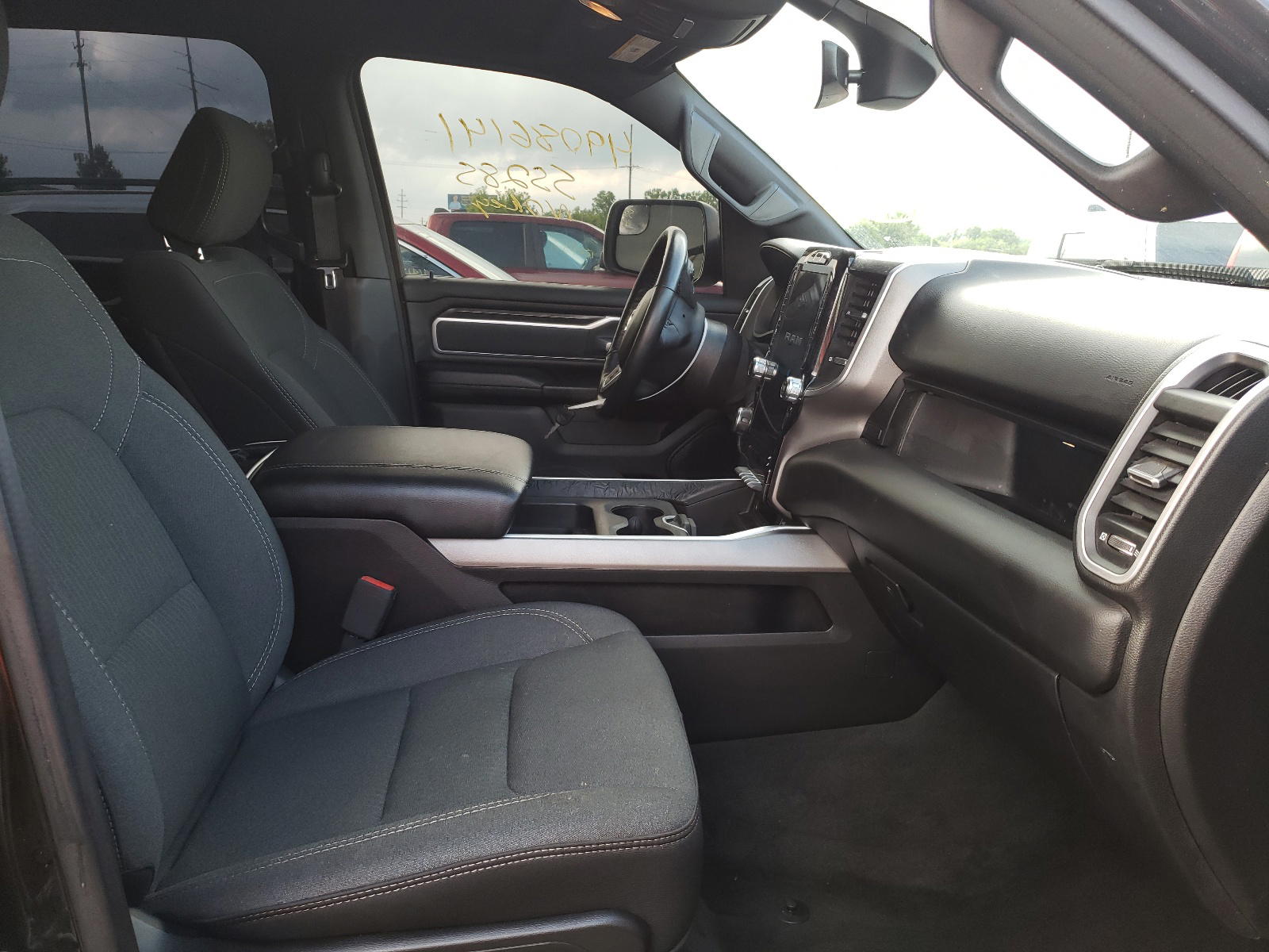 Photo 5 from auction – 2020 RAM 1500 BIG H with VIN 1C6SRFFTXLN282925