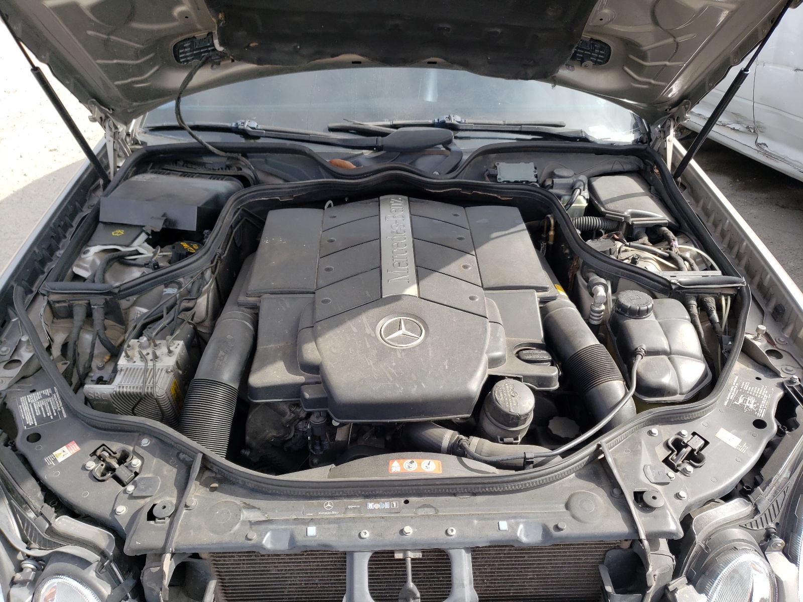 Photo 7 from auction – 2005 MERCEDES-BENZ E 500 with VIN WDBUF70J05A614662