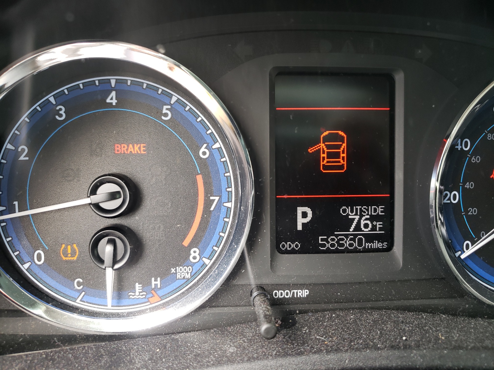 Photo 8 from auction – 2017 TOYOTA COROLLA L with VIN 2T1BURHE3HC754190