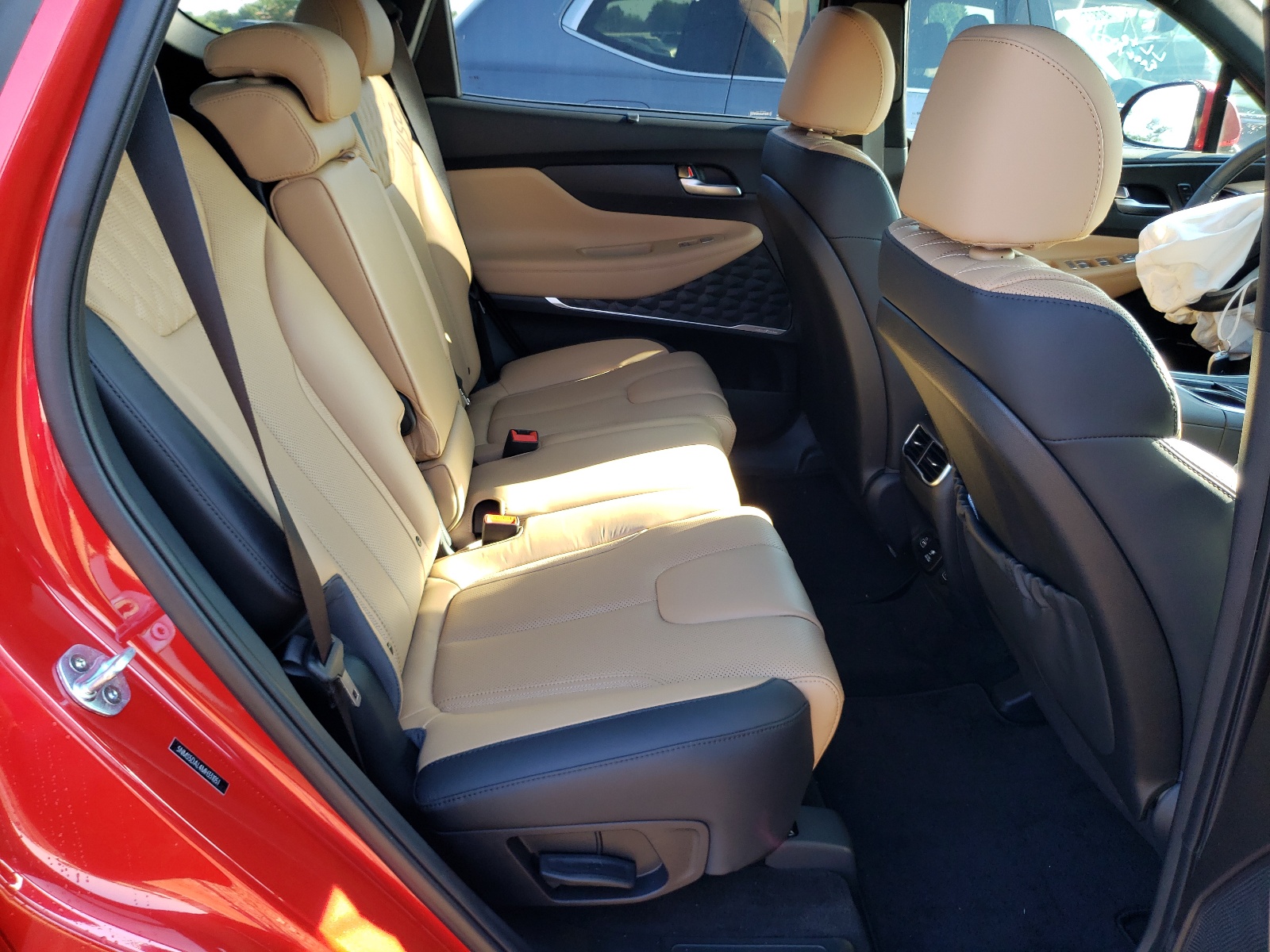 Photo 6 from auction – 2021 HYUNDAI SANTA FE C with VIN 5NMS5DAL4MH331051
