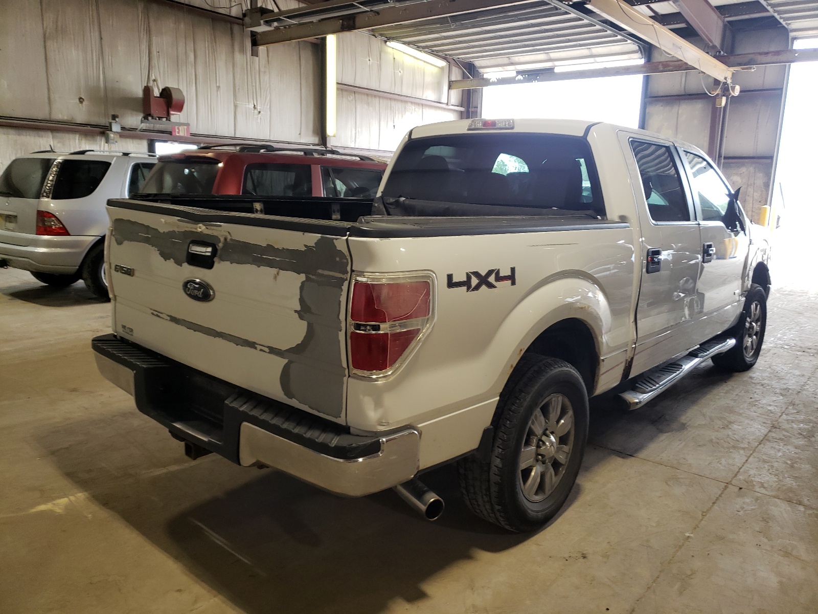Photo 4 from auction – 2011 FORD F150 SUPER with VIN 1FTFW1ETXBKD65150