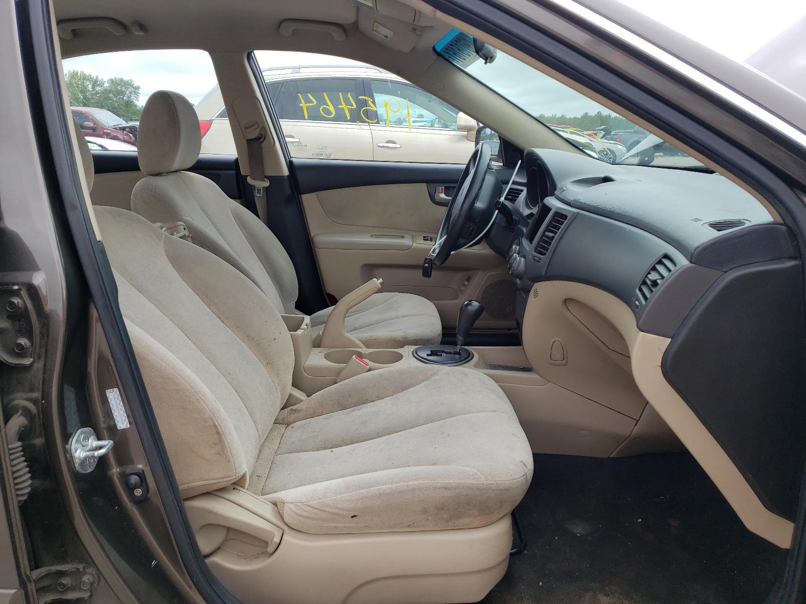 Photo 5 from auction – 2010 KIA OPTIMA LX with VIN KNAGG4A81A5377489