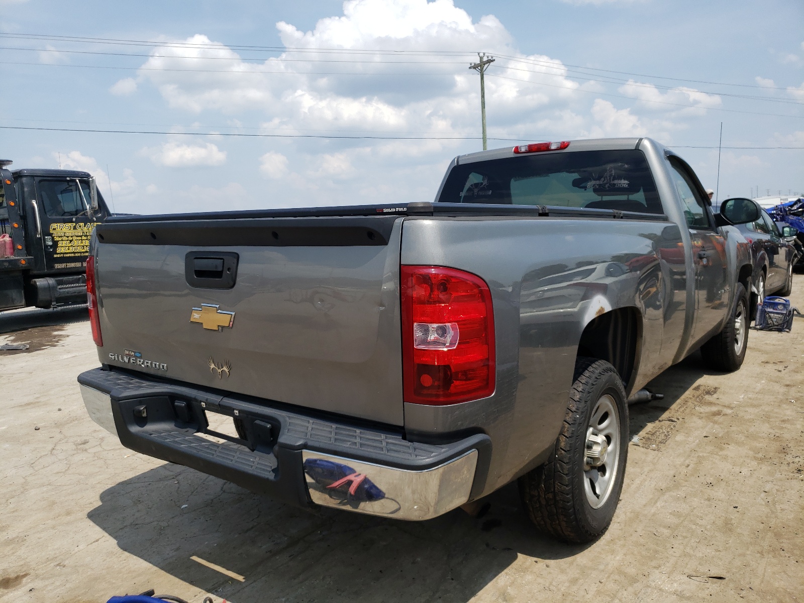 Photo 4 from auction – 2007 CHEVROLET SILVERADO with VIN 1GCEC14XX7Z601870