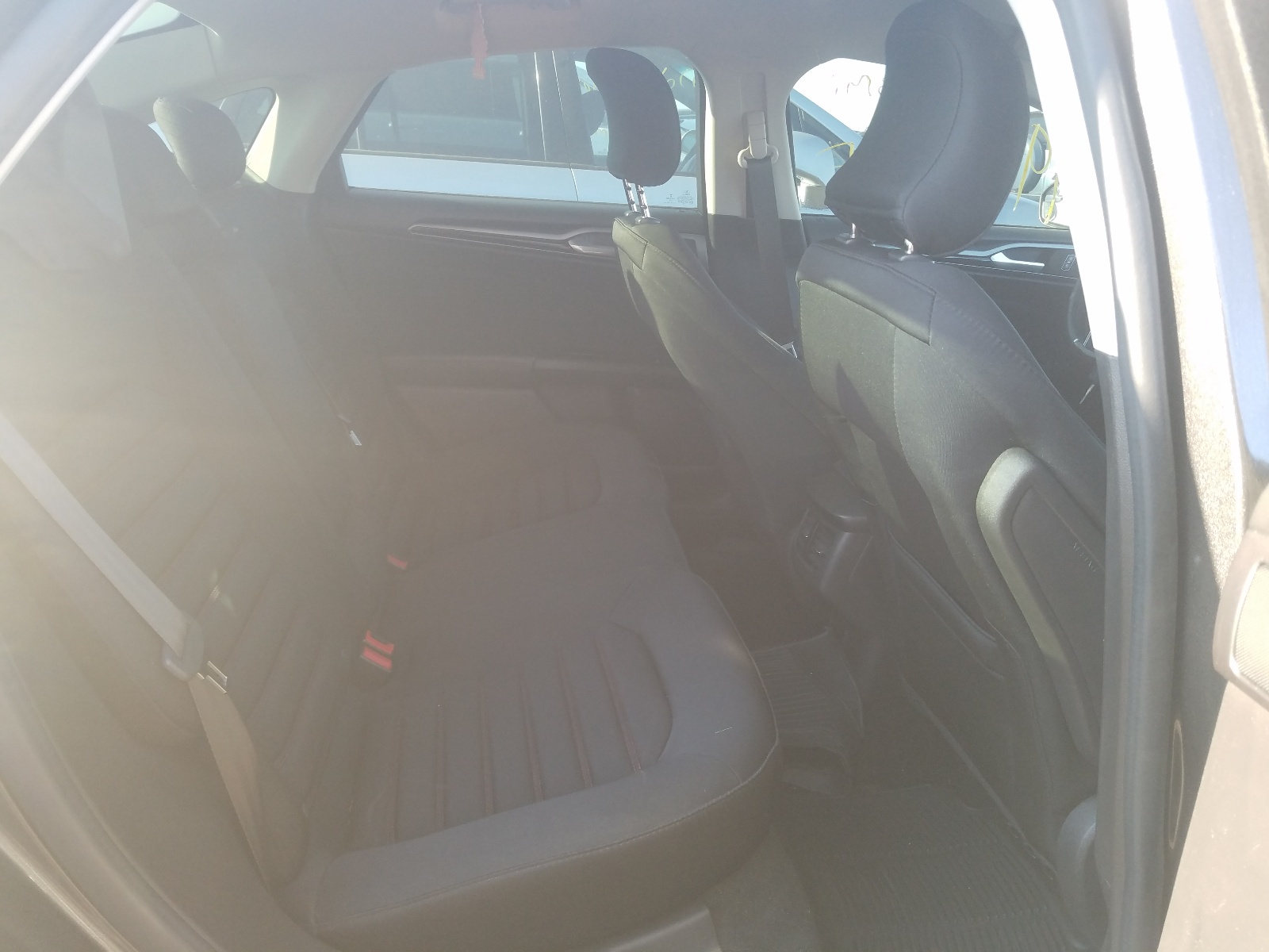 Photo 6 from auction – 2016 FORD FUSION SE with VIN 3FA6P0H79GR395139