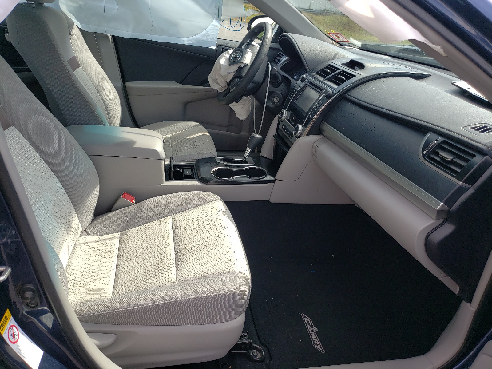 Photo 5 from auction – 2014 TOYOTA CAMRY L with VIN 4T1BF1FK9EU844197