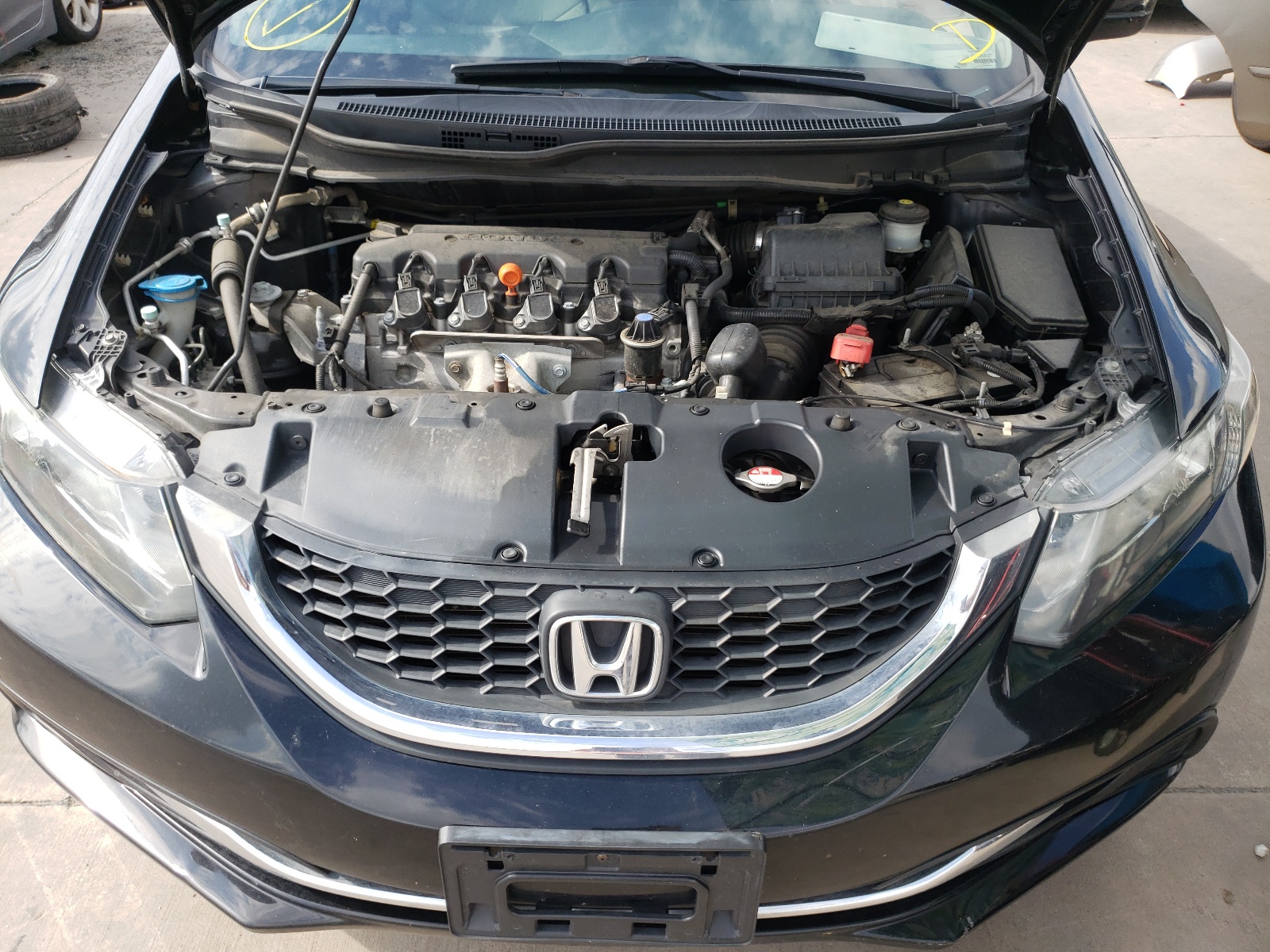 Photo 7 from auction – 2015 HONDA CIVIC LX with VIN 2HGFB2F57FH566567