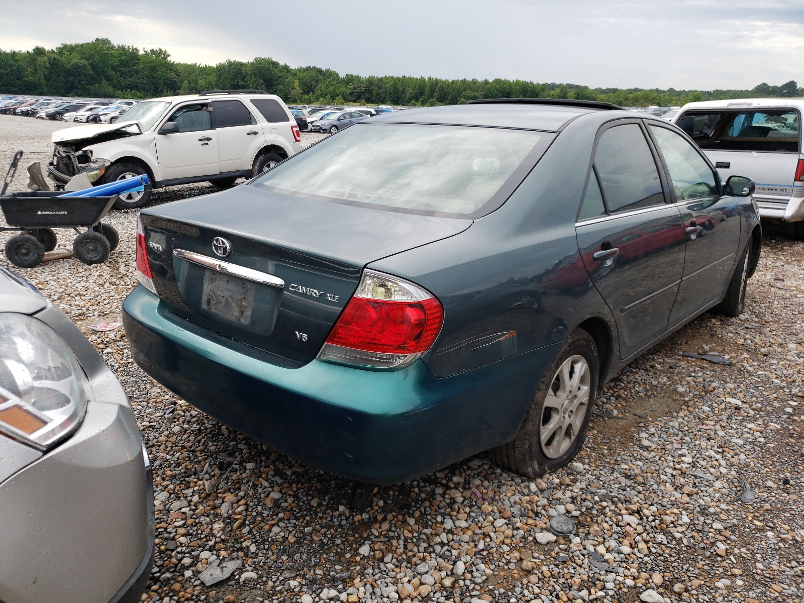 Photo 4 from auction – 2006 TOYOTA CAMRY LE with VIN JTDBF30K560169658