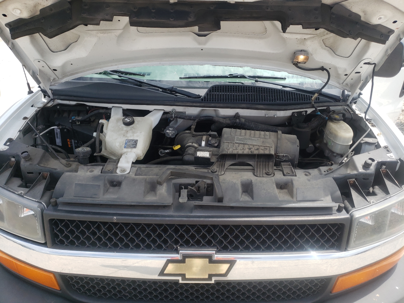 Photo 7 from auction – 2016 CHEVROLET EXPRESS G2 with VIN 1GAWGFFG6G1248019