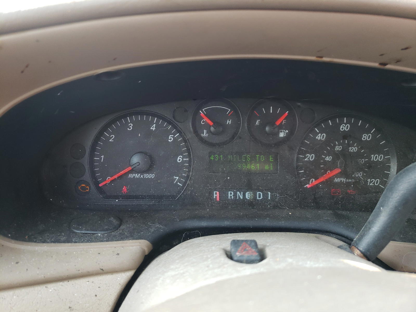 Photo 8 from auction – 2005 FORD TAURUS SE with VIN 1FAFP53U95A159527