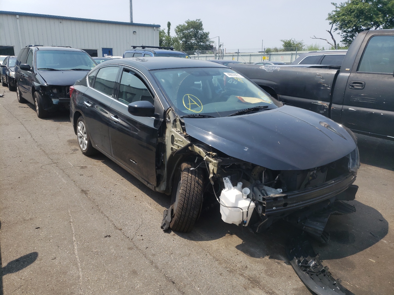 NISSAN SENTRA S 2017 with VIN 3N1AB7AP2HL661405 - Photo from auction