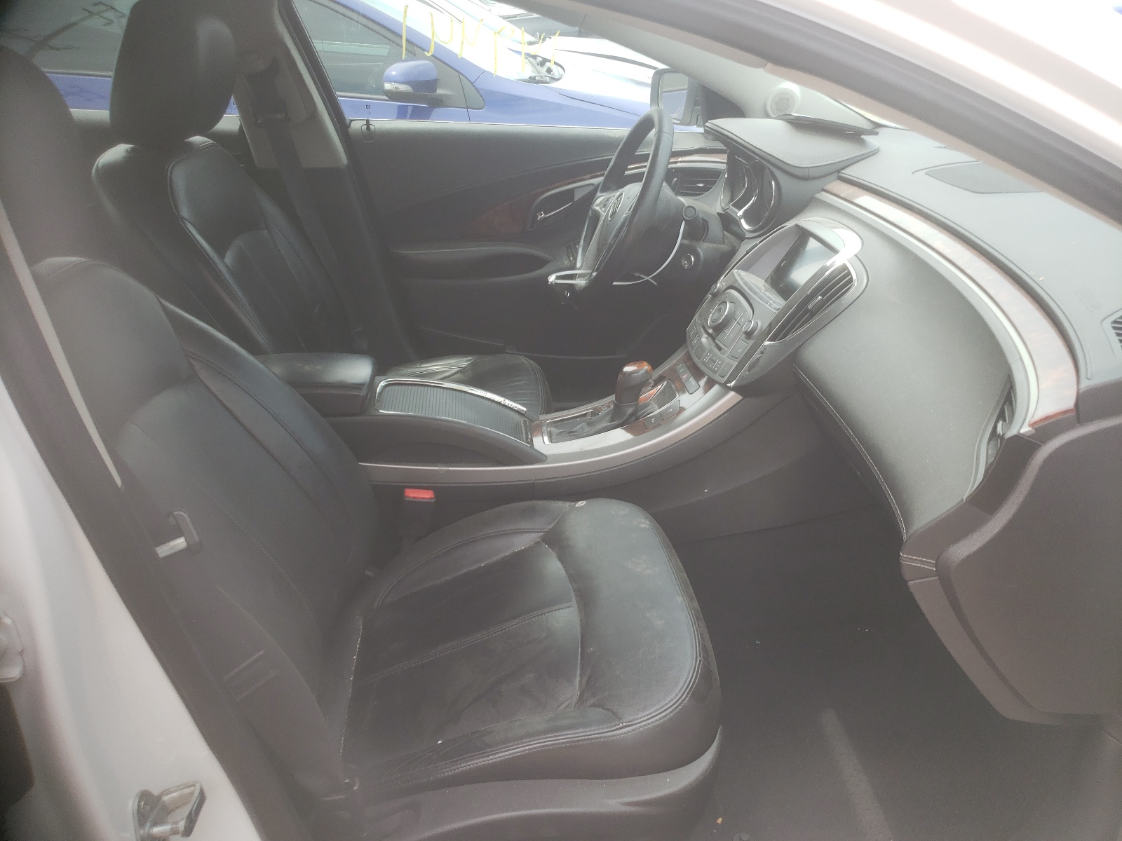 Photo 5 from auction – 2013 BUICK LACROSSE with VIN 1G4GC5E3XDF174727