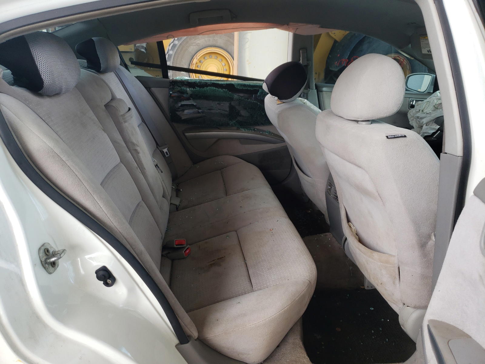 Photo 6 from auction – 2005 NISSAN MAXIMA SE with VIN 1N4BA41E55C851617