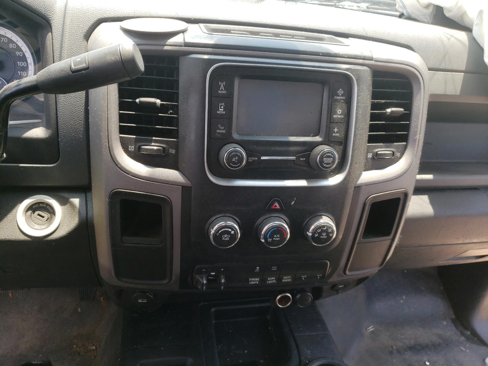 Photo 9 from auction – 2014 RAM 2500 ST with VIN 3C6LR5AT9EG328570