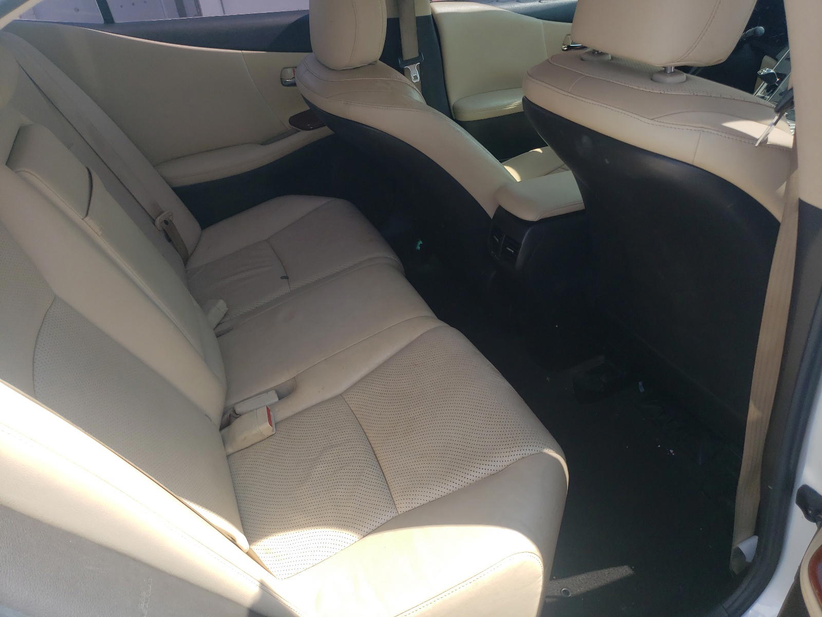 Photo 6 from auction – 2010 LEXUS HS 250H with VIN JTHBB1BA4A2034512
