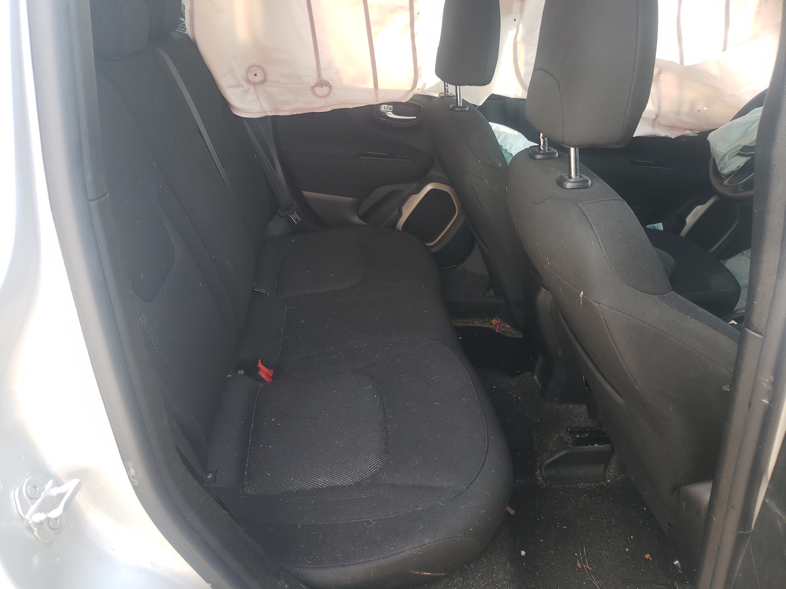 Photo 6 from auction – 2017 JEEP RENEGADE L with VIN ZACCJABB9HPG33181