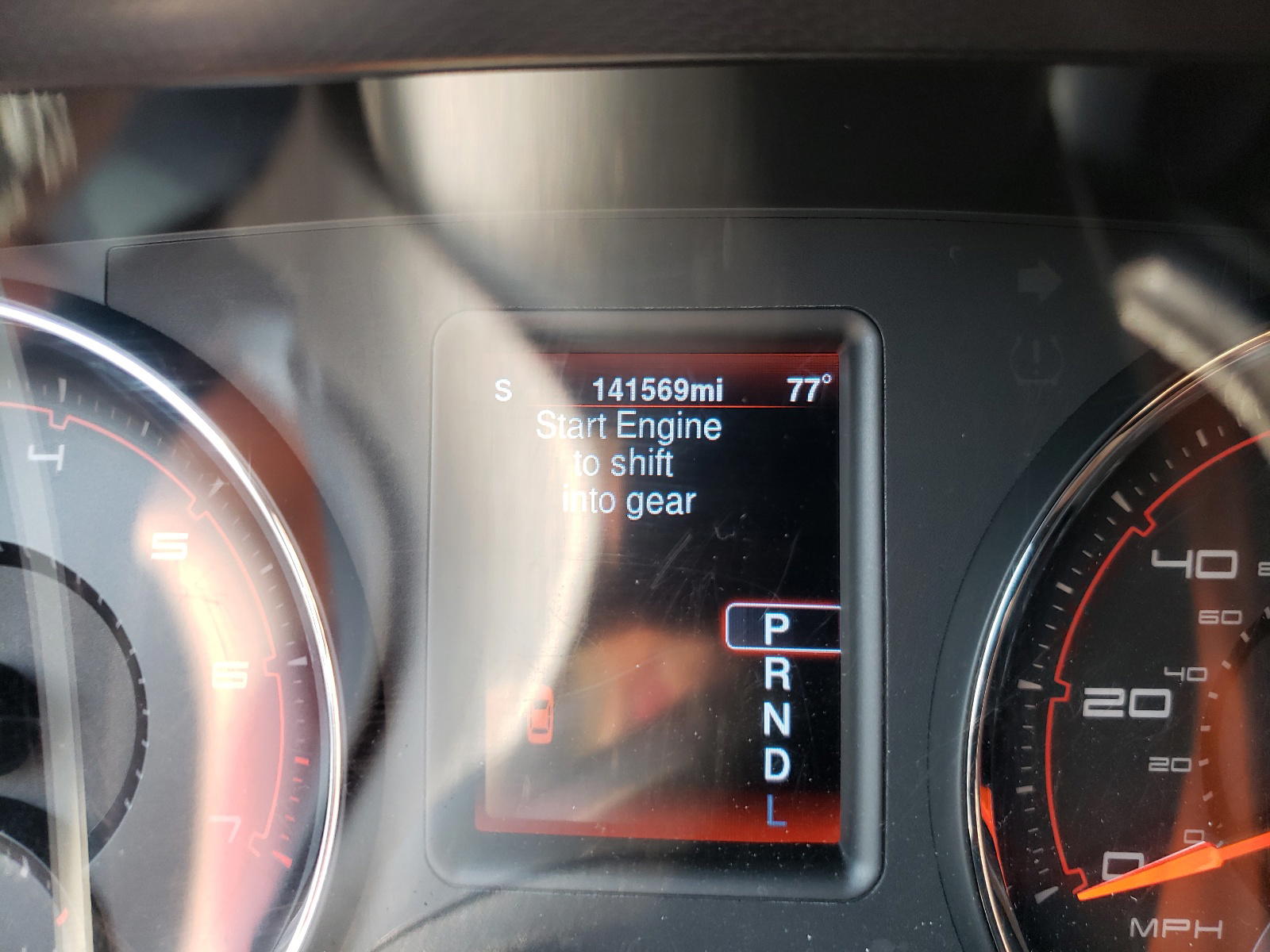 Photo 8 from auction – 2014 DODGE CHARGER with VIN 2C3CDXHG3EH361855