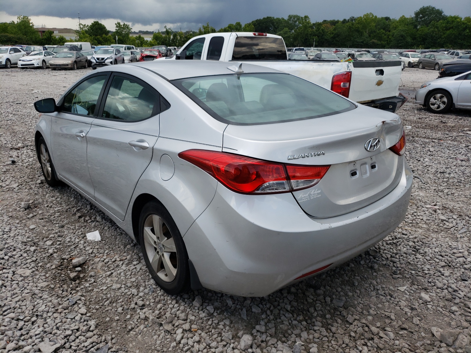 Photo 3 from auction – 2013 HYUNDAI ELANTRA with VIN KMHDH4AE9DU648975