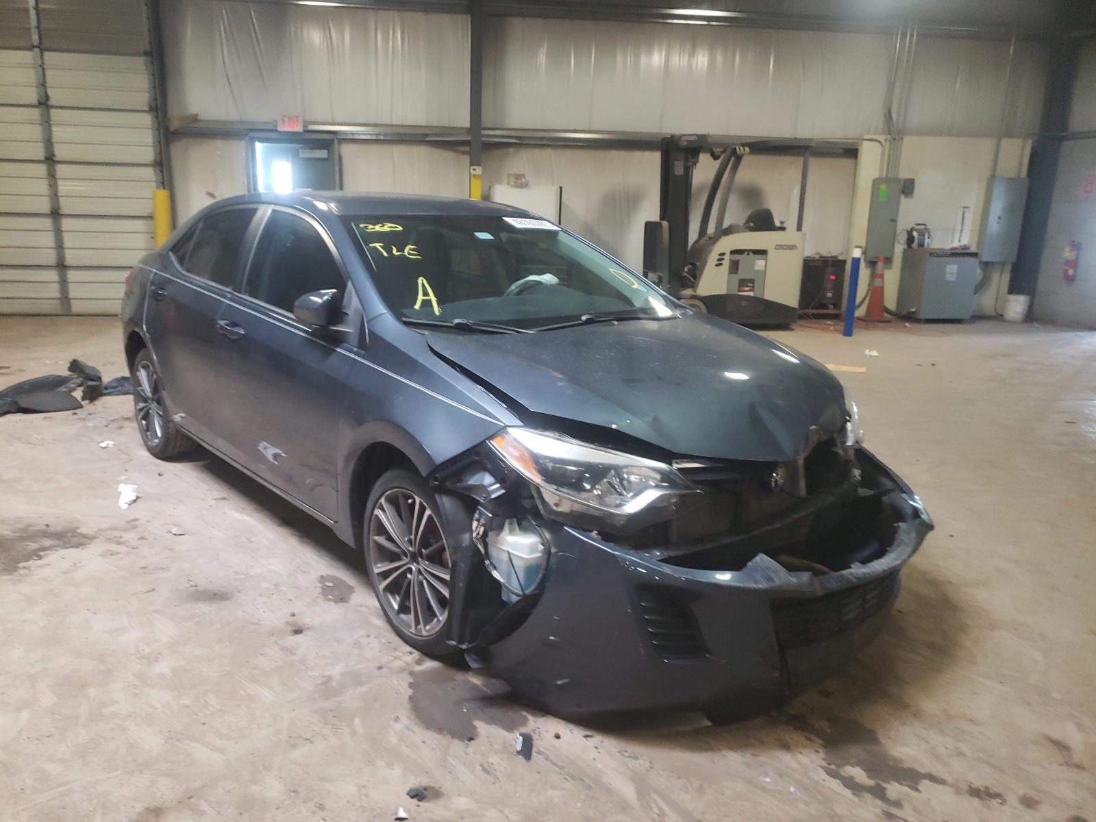 TOYOTA COROLLA L 2016 with VIN 5YFBURHE5GP427062 - Photo from auction