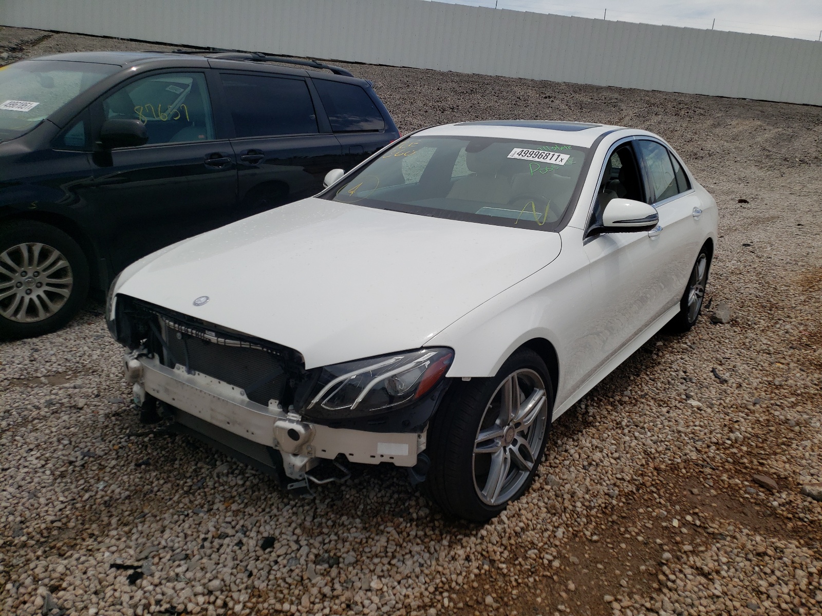 Photo 2 from auction – 2017 MERCEDES-BENZ E 300 with VIN WDDZF4JB5HA172453