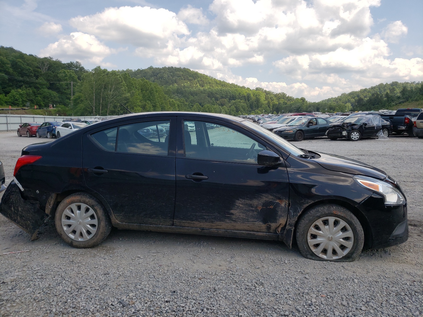 Photo 9 from auction – 2016 NISSAN VERSA S with VIN 3N1CN7APXGL901539