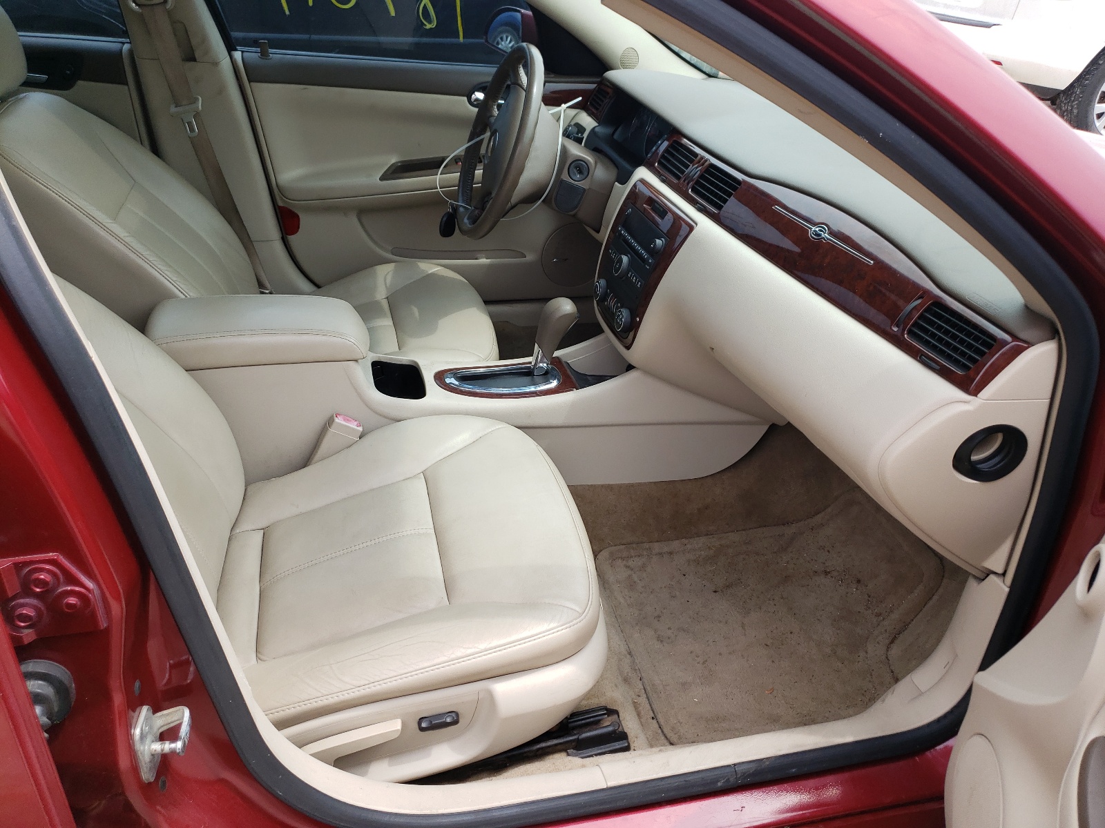 Photo 5 from auction – 2008 CHEVROLET IMPALA LTZ with VIN 2G1WU583889203268