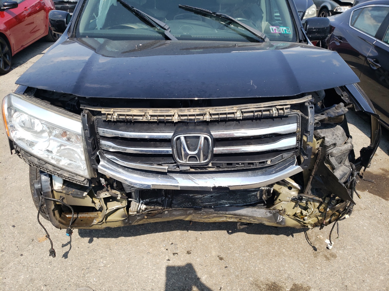 Photo 7 from auction – 2015 HONDA PILOT TOUR with VIN 5FNYF4H93FB055077