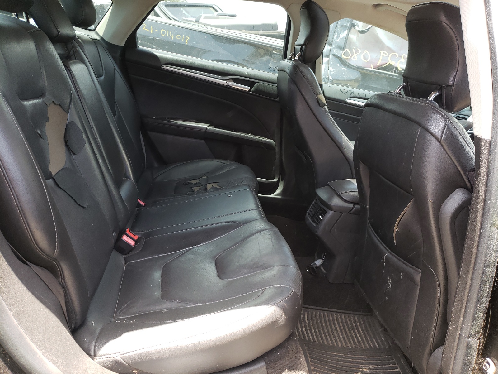 Photo 6 from auction – 2014 FORD FUSION TIT with VIN 3FA6P0K95ER235556