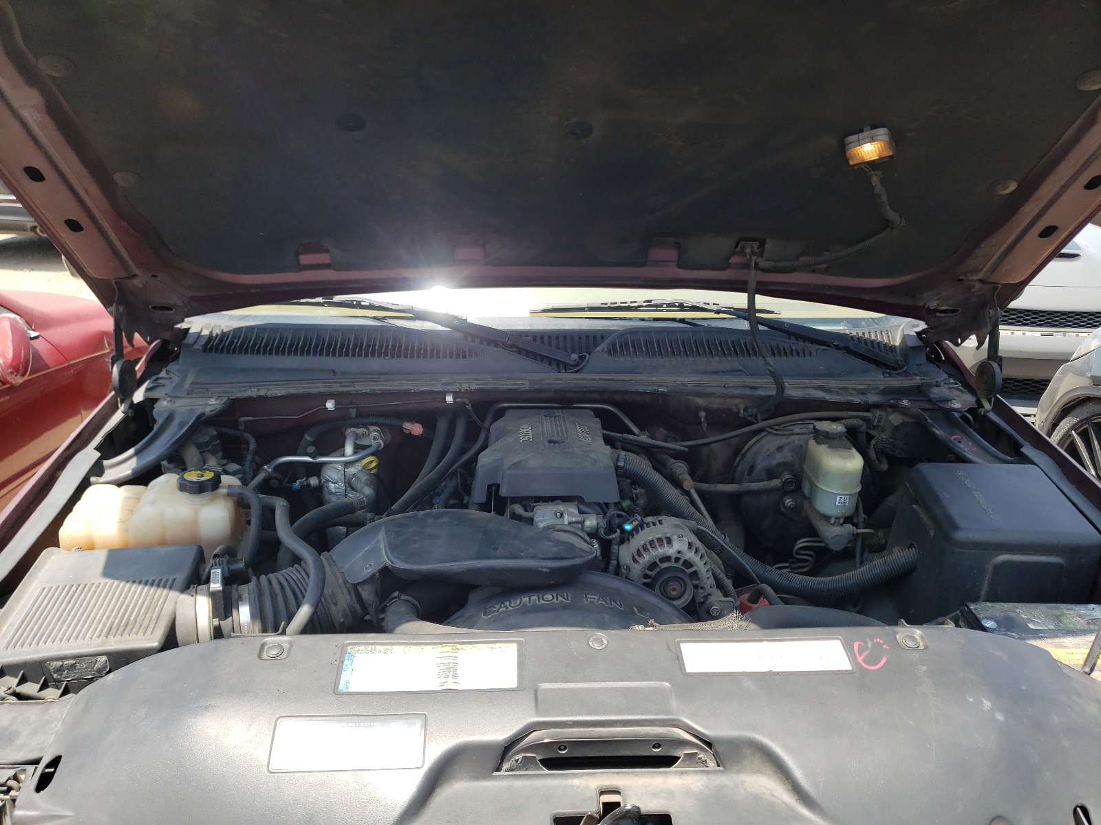 Фото 7 с аукциона – 2000 GMC SIERRA 15 с VIN 2GTEC19V1Y1218983