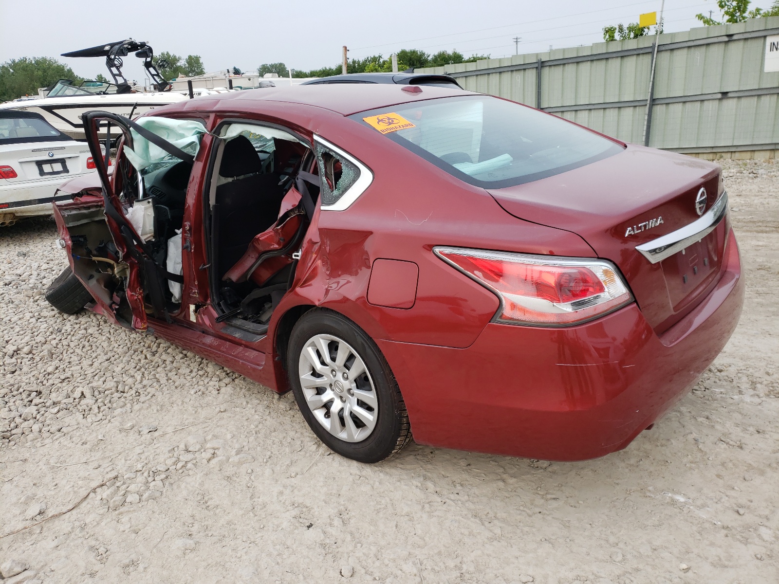 Photo 3 from auction – 2015 NISSAN ALTIMA 2.5 with VIN 1N4AL3AP2FN889572