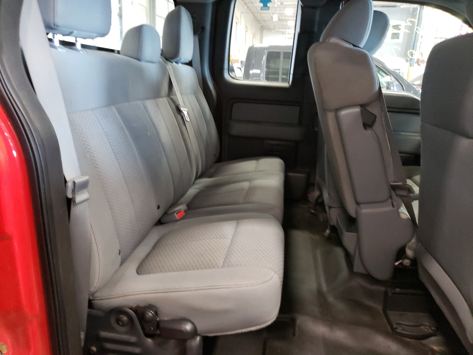 Photo 6 from auction – 2013 FORD F150 SUPER with VIN 1FTFX1CF1DKE14880