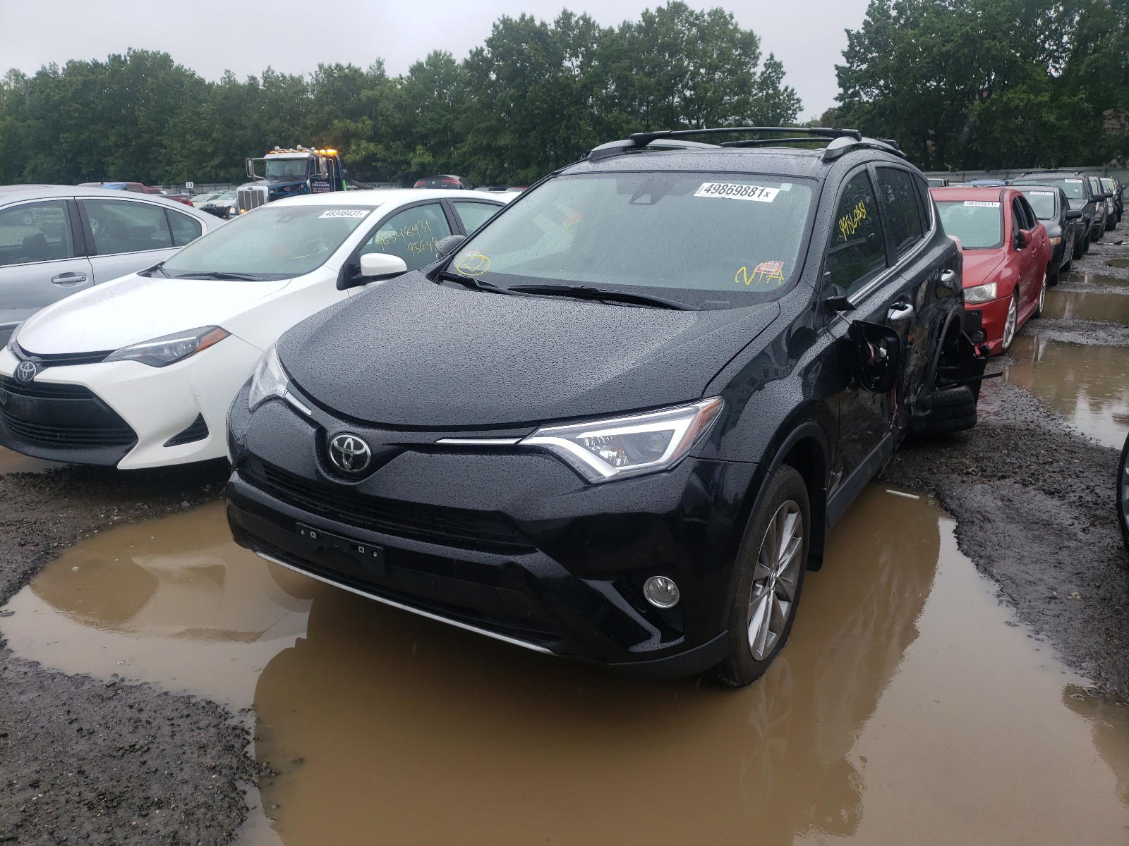 Photo 2 from auction – 2018 TOYOTA RAV4 LIMIT with VIN 2T3DFREV8JW795336