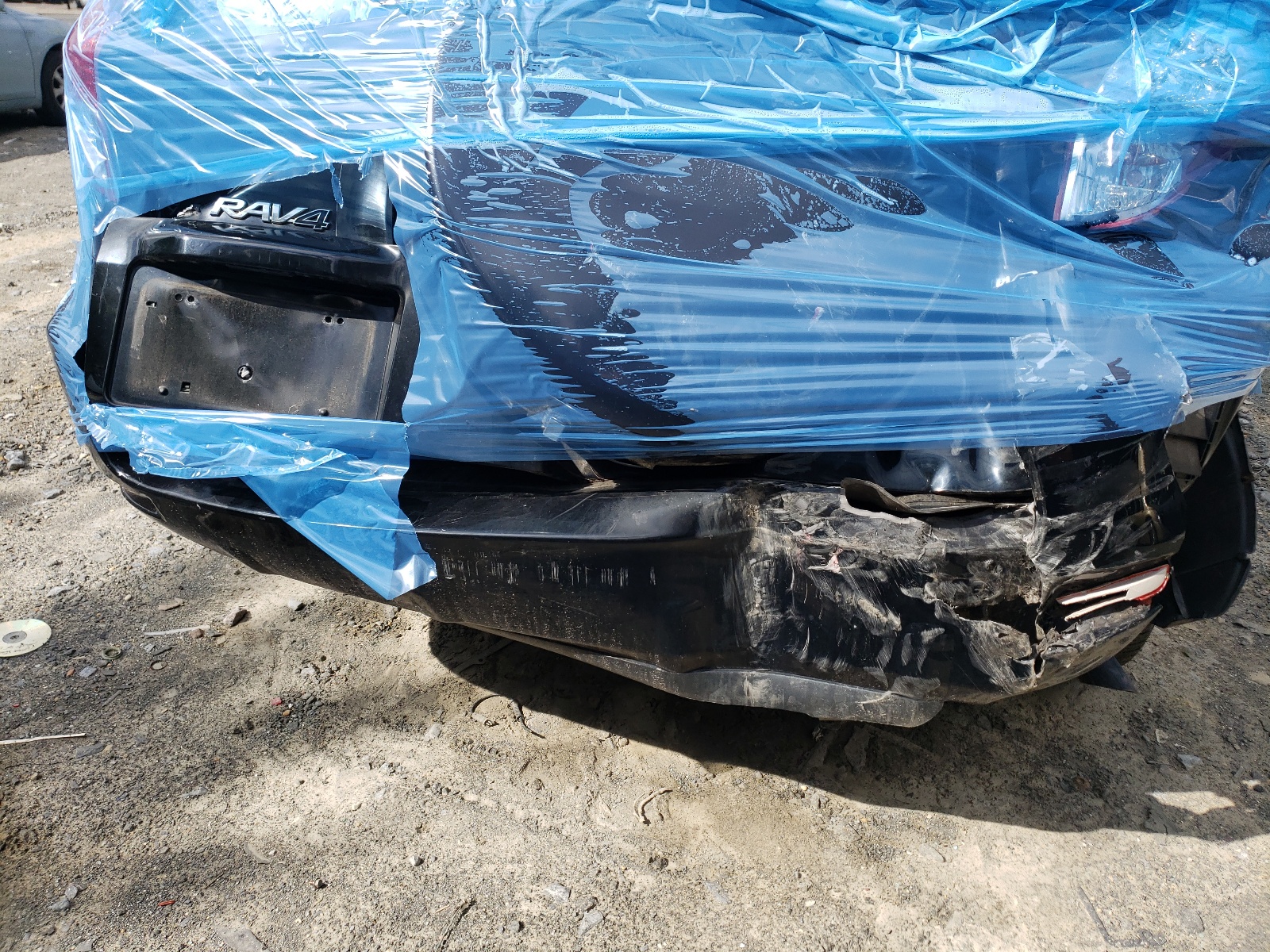 Photo 9 from auction – 2006 TOYOTA RAV4 LIMIT with VIN JTMBK31V665010493