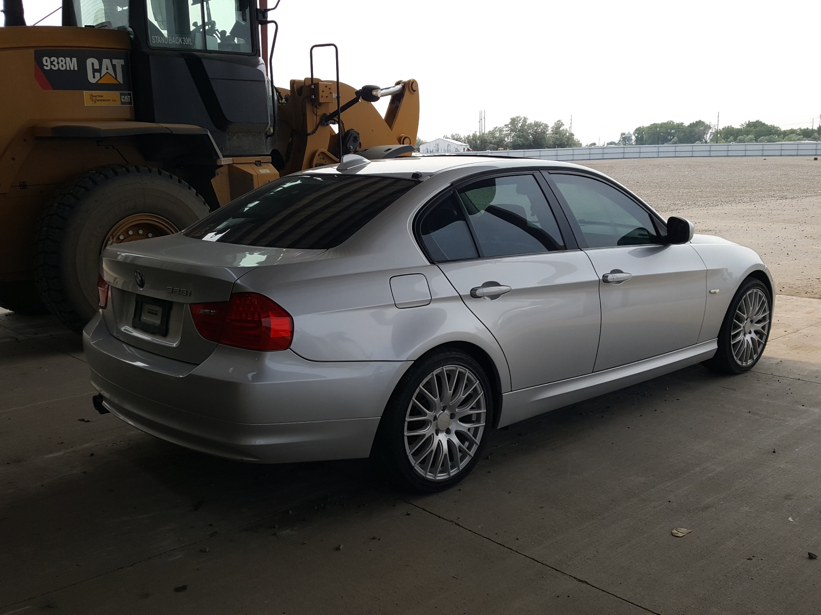 Zdjęcie 4 z aukcji – 2009 BMW 328 I z VIN WBAPH77599NL84729