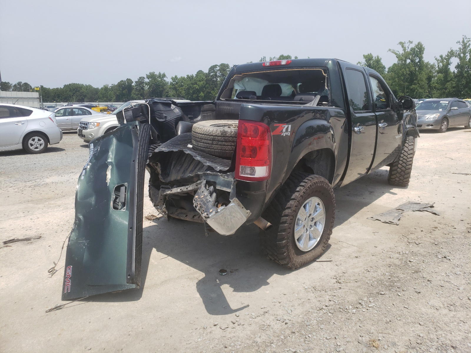 Photo 4 from auction – 2013 GMC SIERRA with VIN 3GTP2VE78DG250342