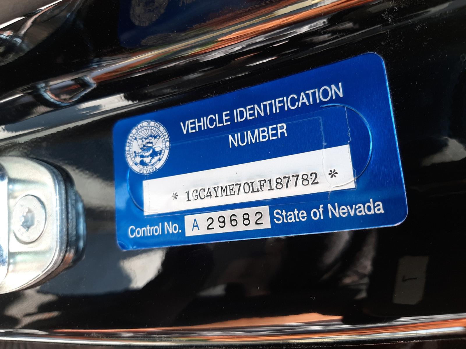Photo 10 from auction – 2020 CHEVROLET SILVERADO with VIN 1GC4YME70LF187782