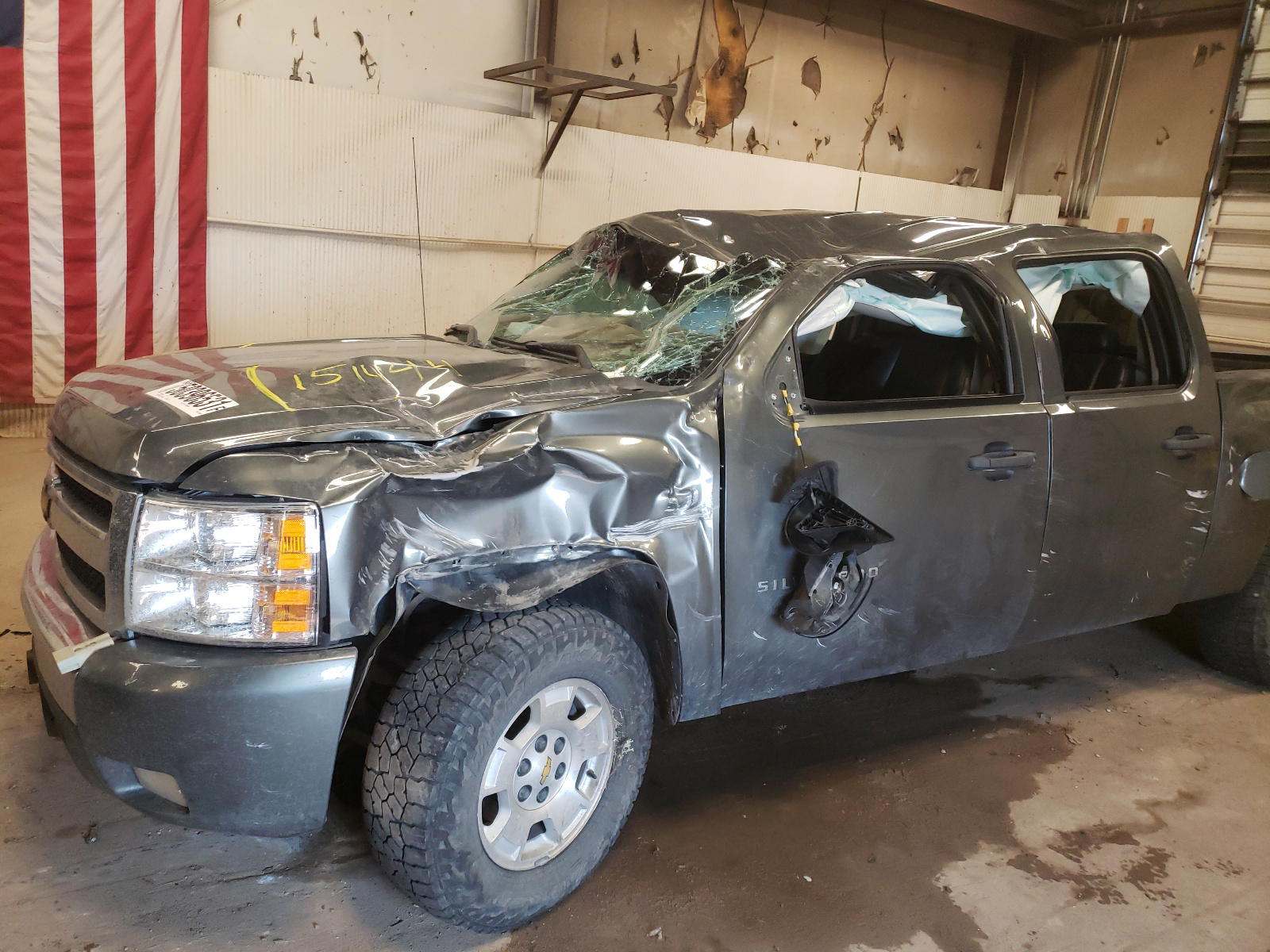 Photo 9 from auction – 2011 CHEVROLET SILVERADO with VIN 3GCPKSE33BG335145