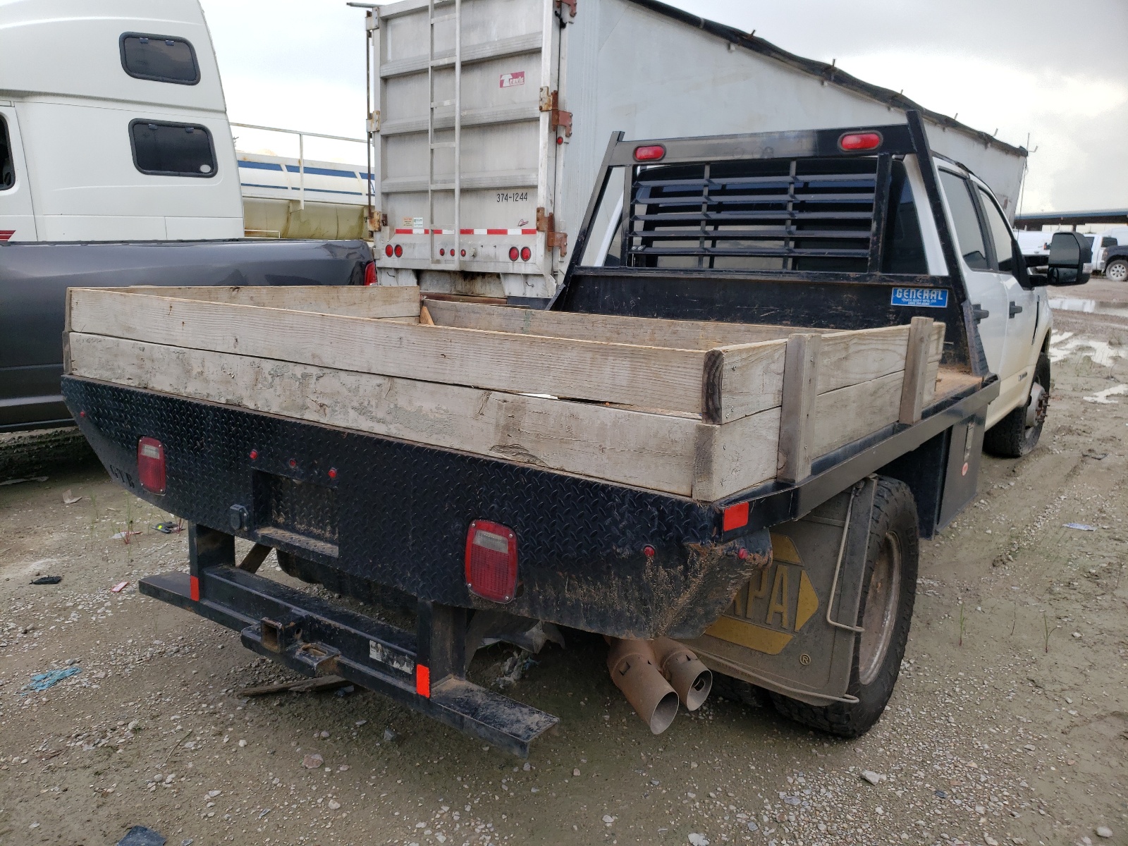 Photo 4 from auction – 2017 FORD F350 SUPER with VIN 1FD8W3GT3HEE51338