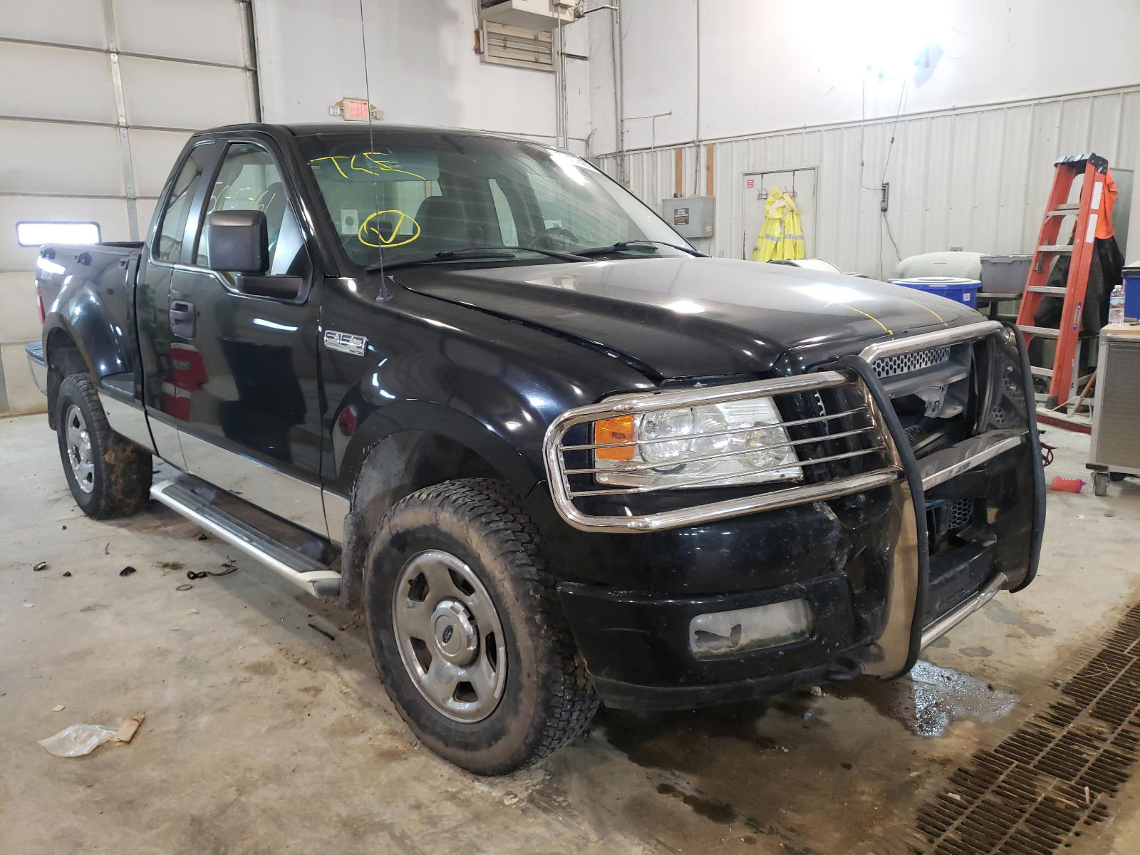 FORD F150 2005 with VIN 1FTRF04W05KE67757 - Photo from auction