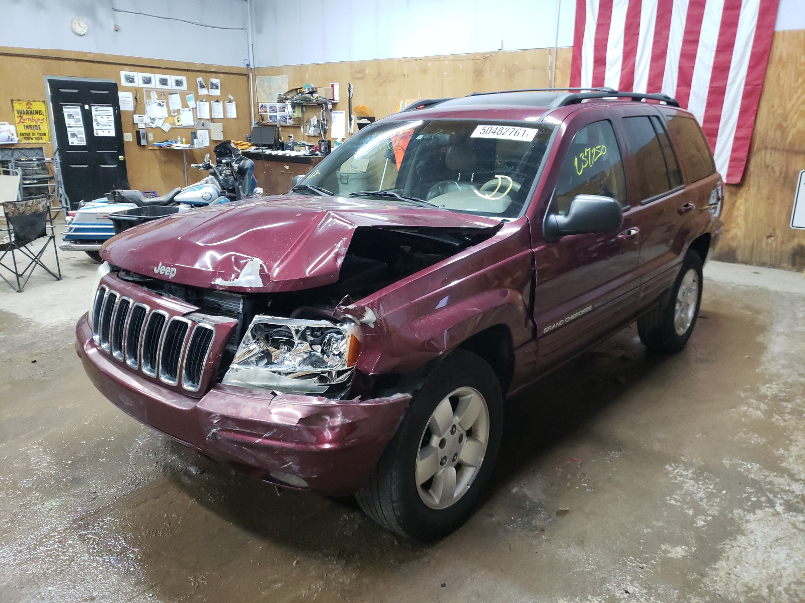 Photo 2 from auction – 2001 JEEP GRAND CHER with VIN 1J4GW58N61C553904