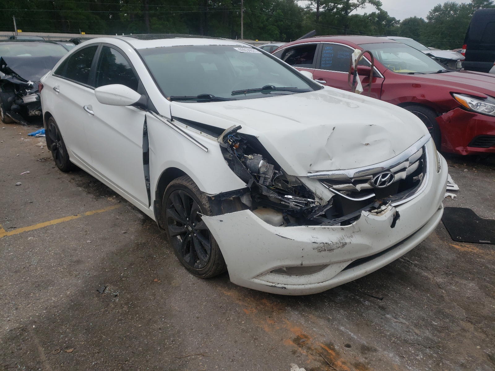 HYUNDAI SONATA SE 2011 with VIN 5NPEC4AC4BH147490 - Photo from auction