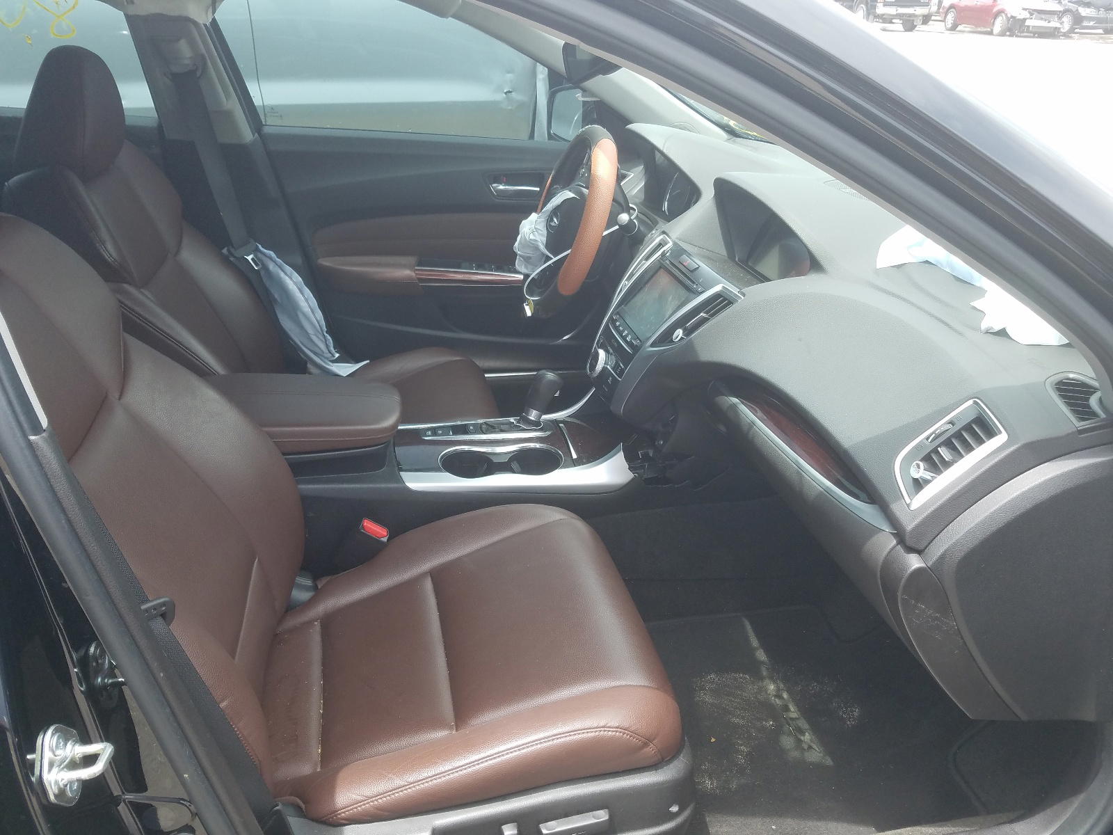 Photo 5 from auction – 2015 ACURA TLX with VIN 19UUB1F31FA016084