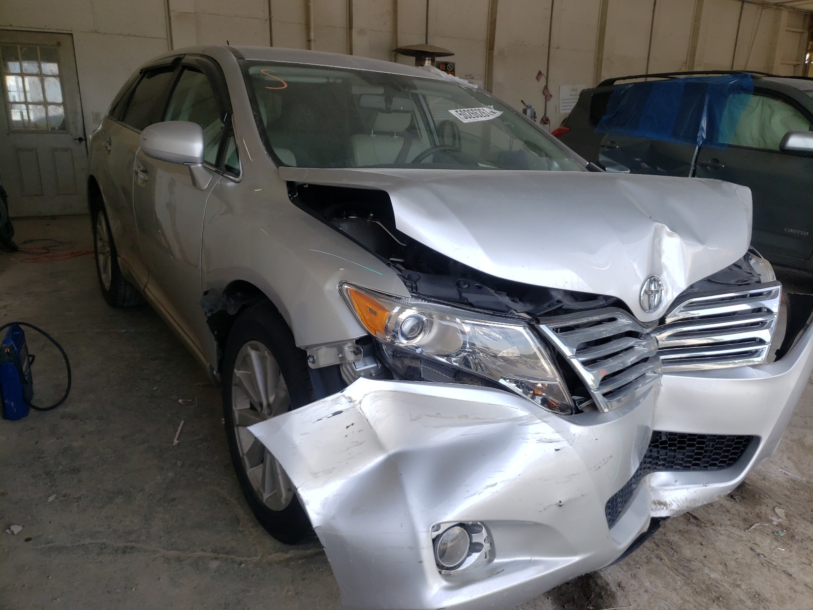 Photo 1 from auction – 2010 TOYOTA VENZA with VIN 4T3ZA3BB9AU030146