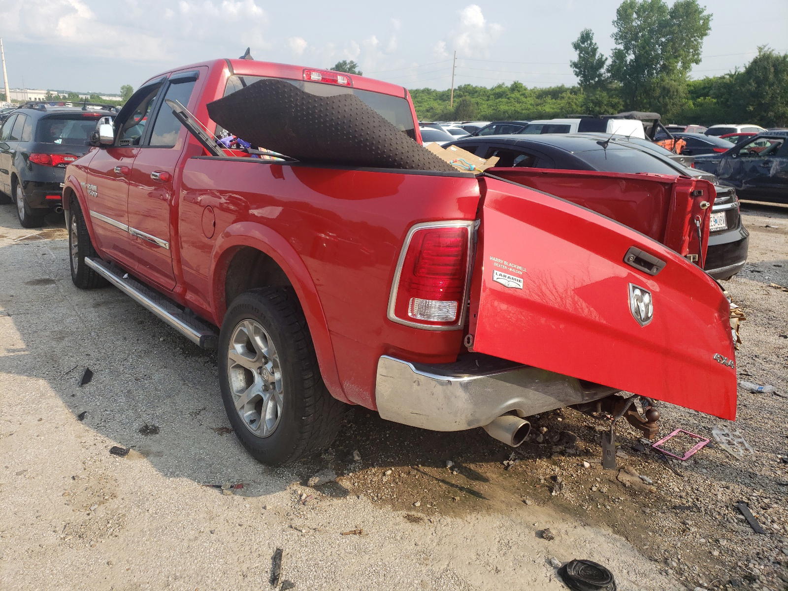 Photo 3 from auction – 2014 RAM 1500 LARAM with VIN 1C6RR7JT4ES120367