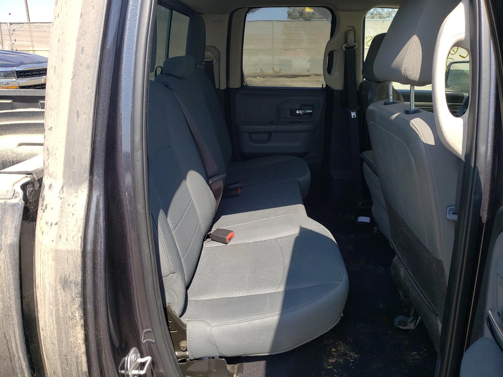 Photo 6 from auction – 2017 RAM 1500 SLT with VIN 1C6RR6GG6HS713933
