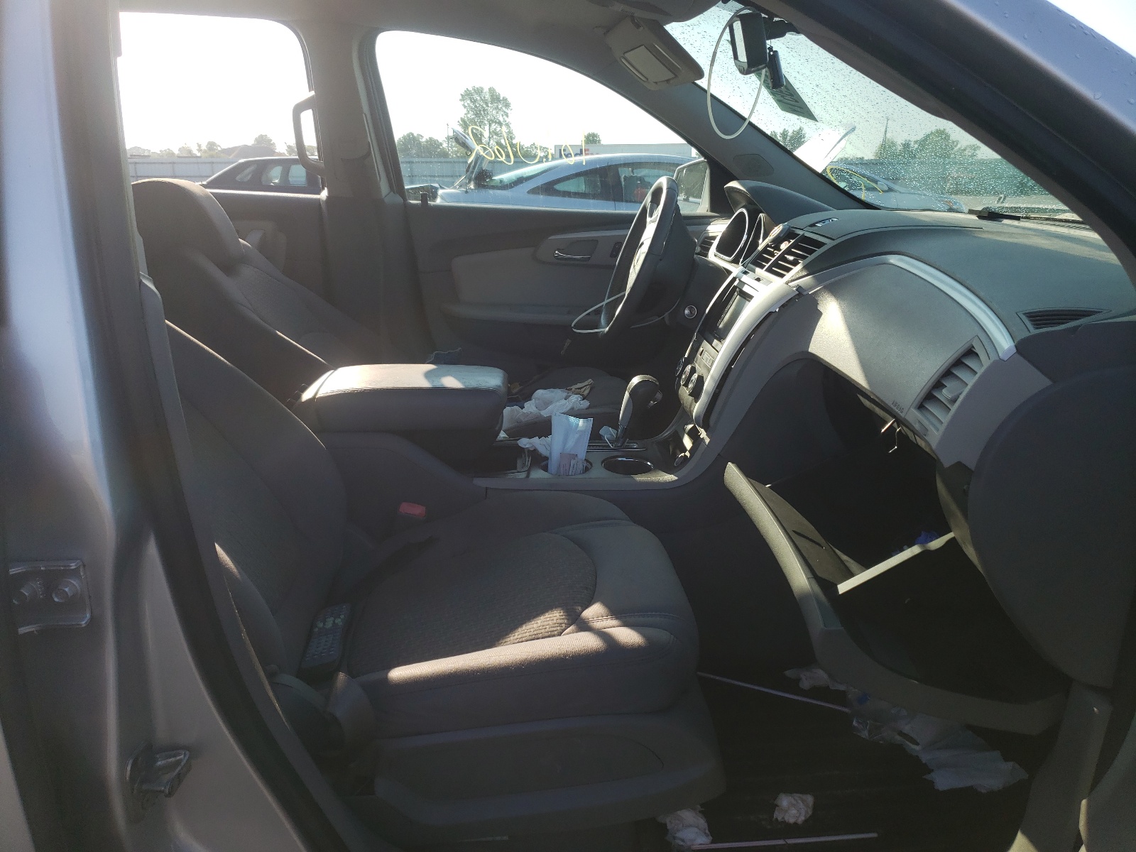 Photo 5 from auction – 2009 CHEVROLET TRAVERSE L with VIN 1GNER23D09S181096