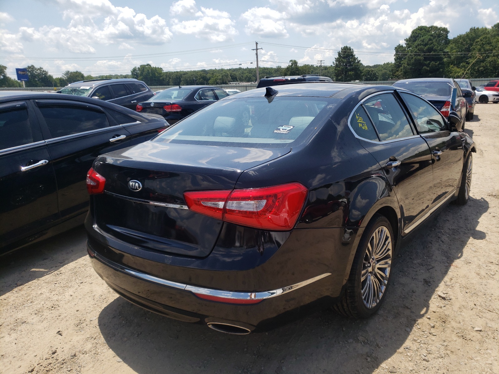 Photo 4 from auction – 2015 KIA CADENZA PR with VIN KNALN4D76F5190571