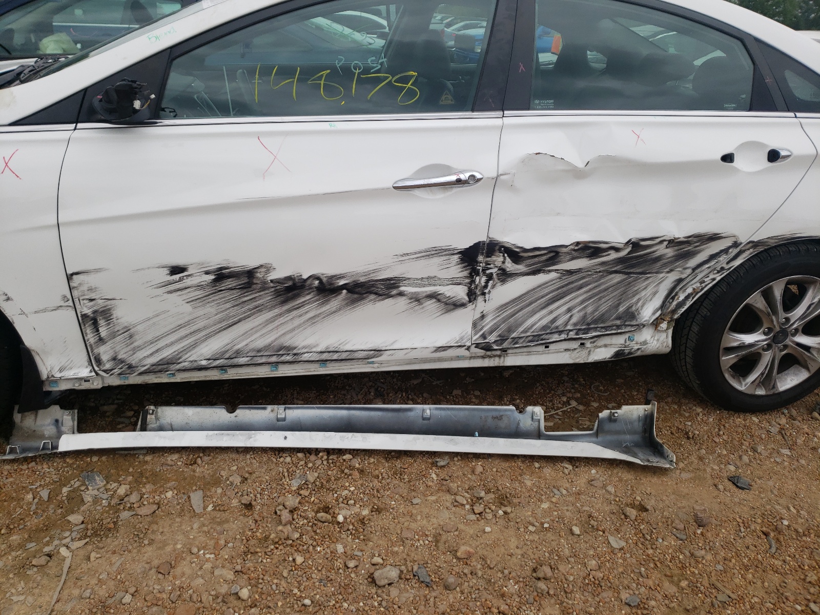 Photo 9 from auction – 2013 HYUNDAI SONATA SE with VIN 5NPEC4ACXDH706821