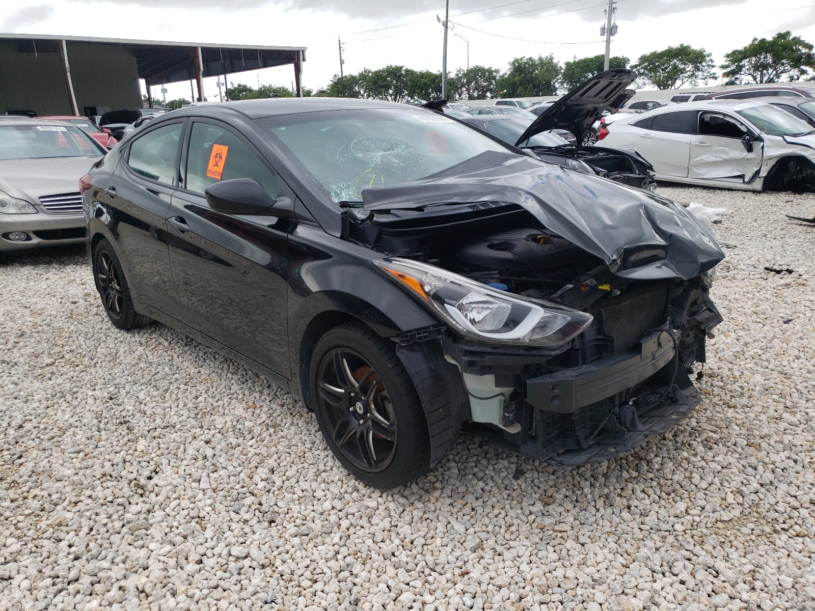 HYUNDAI ELANTRA SE 2016 with VIN 5NPDH4AE1GH658595 - Photo from auction